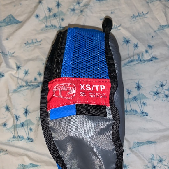 The North Face Base Camp Duffel XS - Picture 4 of 8